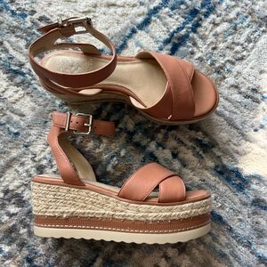 Vince Camuto Platform Sandals